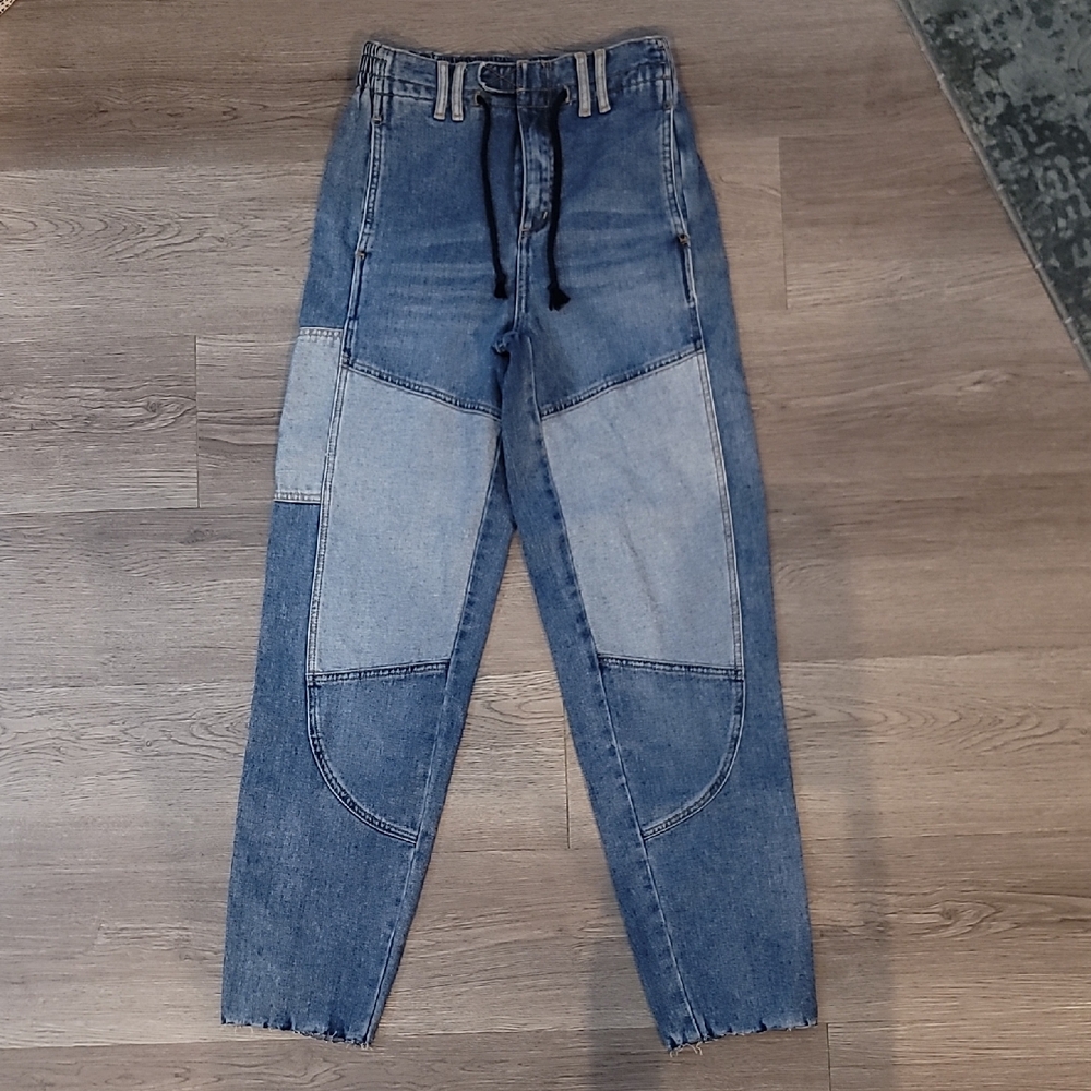 BDG Women's Two-Tone Blue Straight Jeans